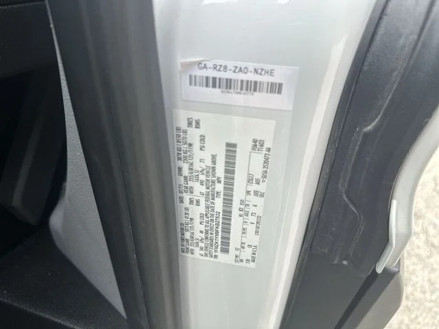 Used 2015 White Ford XLT image 33
