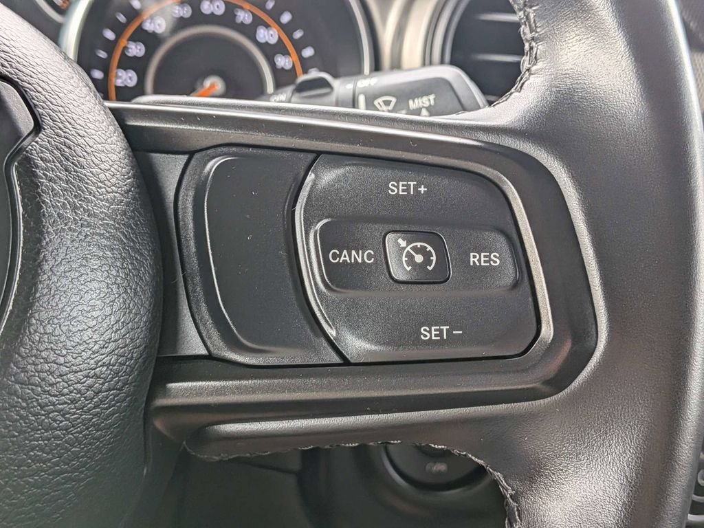 Used 2022 Green Jeep Willys image 27