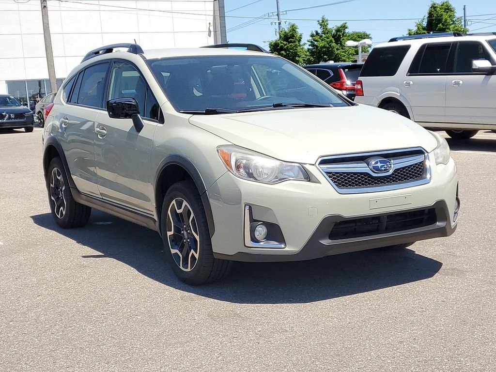 Used 2016 Khaki Subaru 2.0i Premium image 4