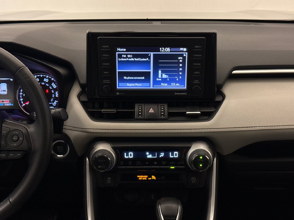 Used 2020 Silver Sky Metallic Toyota XLE Premium image 16