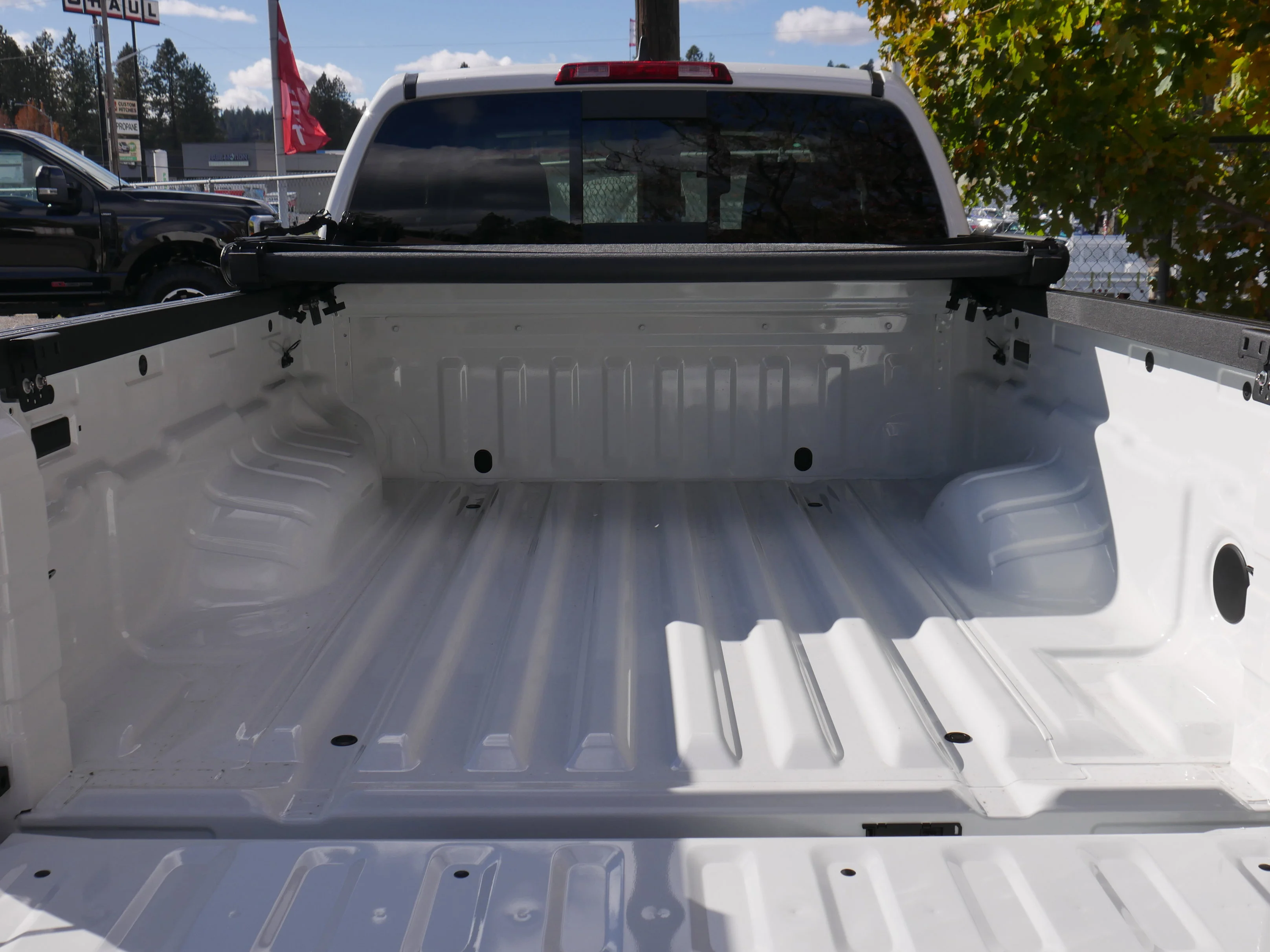 2026 Nissan Frontier S - Photo 20
