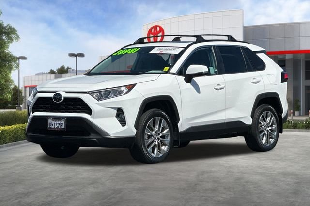 Certified Used 2019 White Toyota XLE Premium image 10