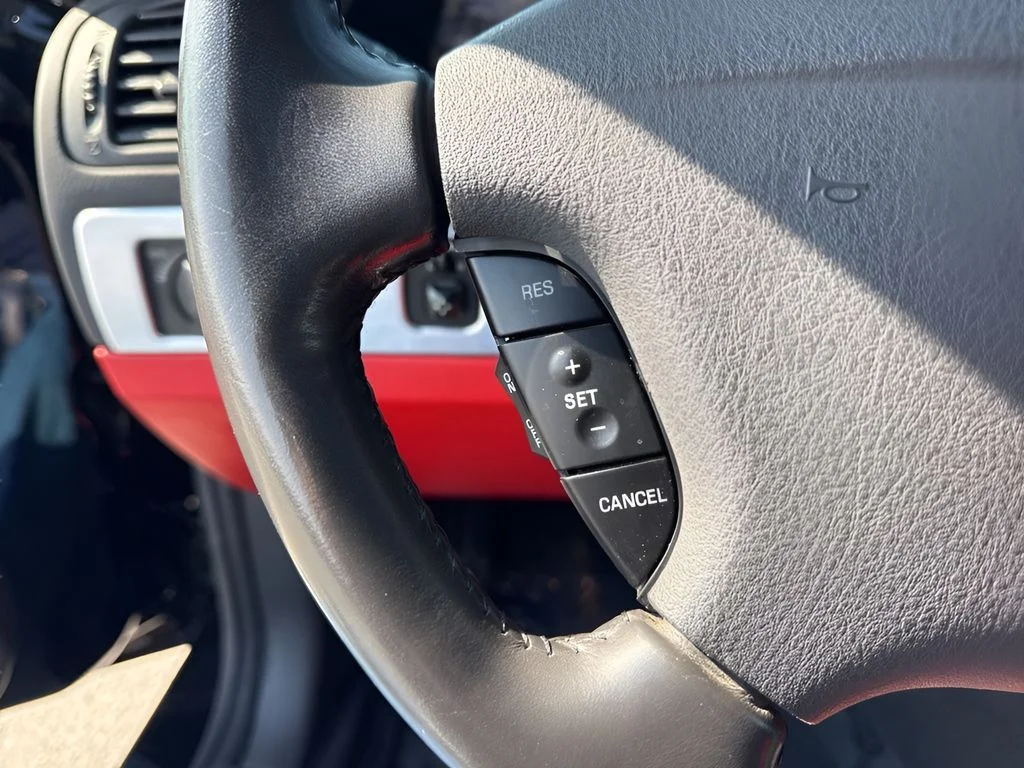 Used 2002 Black Ford Base image 12