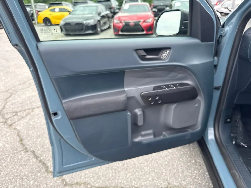 Used 2023 Blue Ford XL image 21