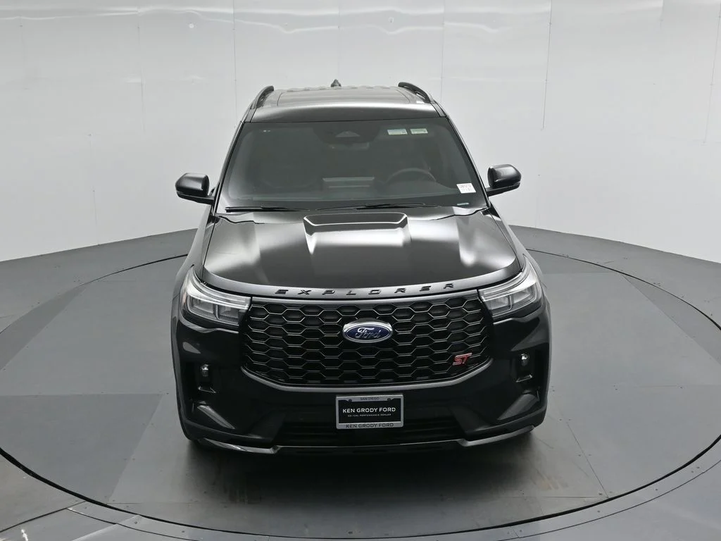 New 2026 Agate Black Metallic Ford ST image 40
