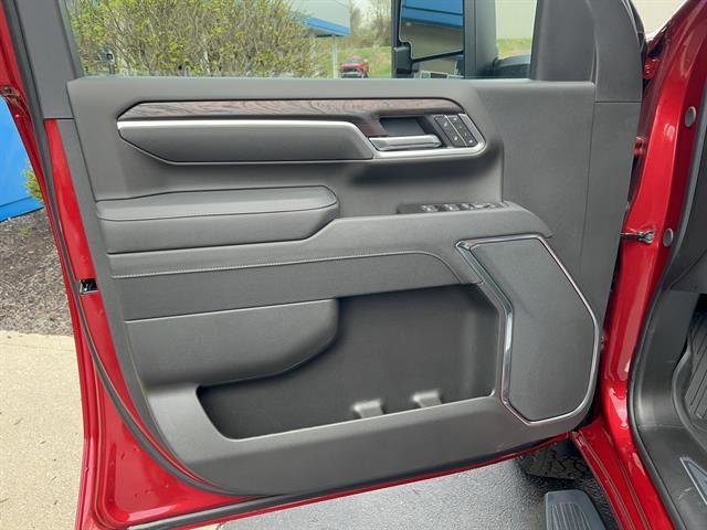 2026 GMC Sierra 2500HD SLT - Photo 10
