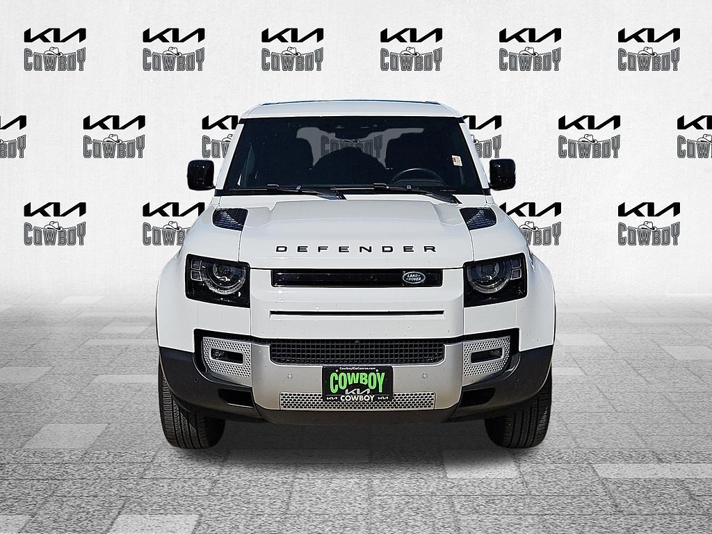 Used 2025  Land Rover 110 P300 S image 2