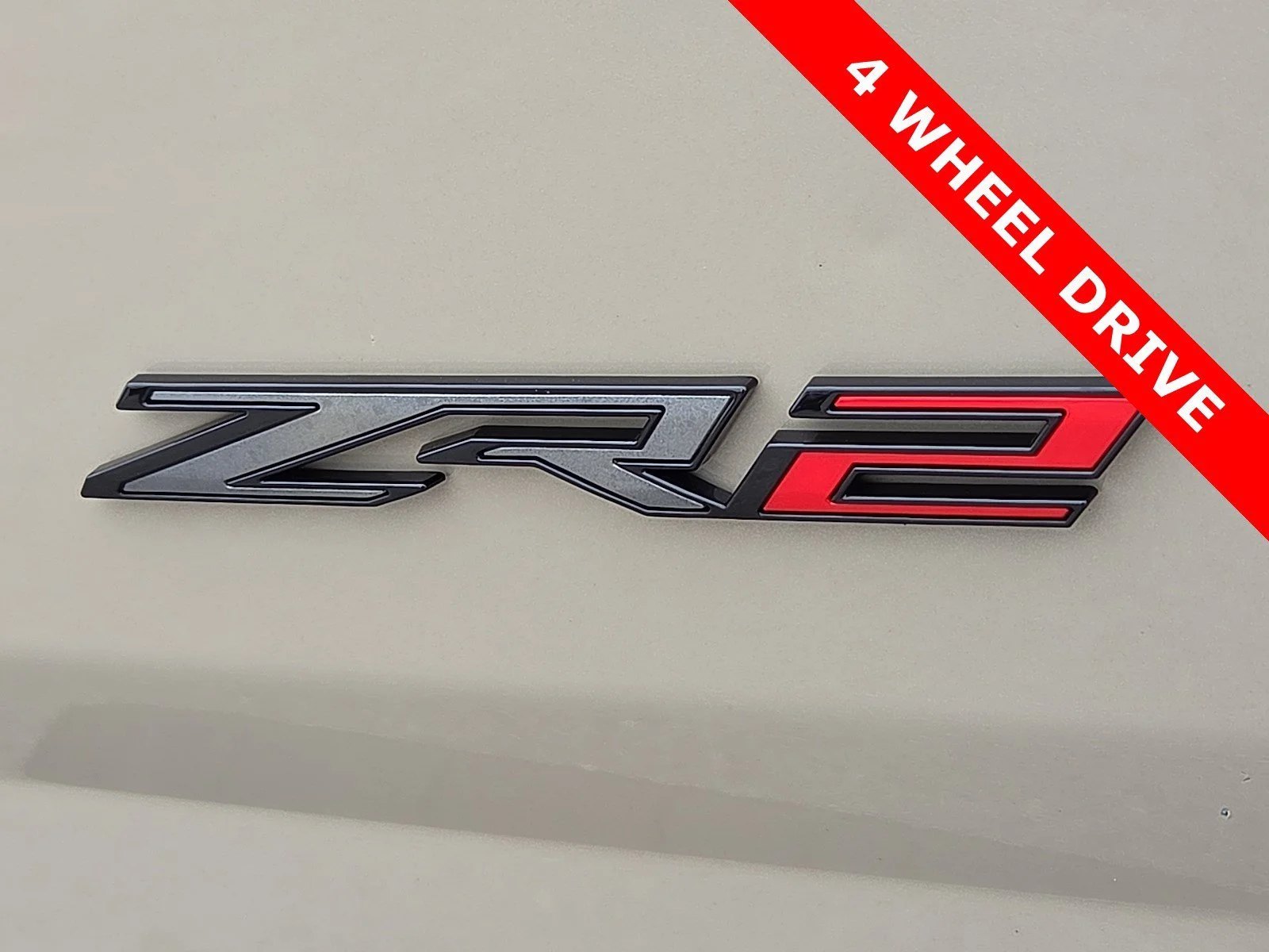 Used 2021 Sand Dune Metallic Chevrolet 4WD ZR2 image 8