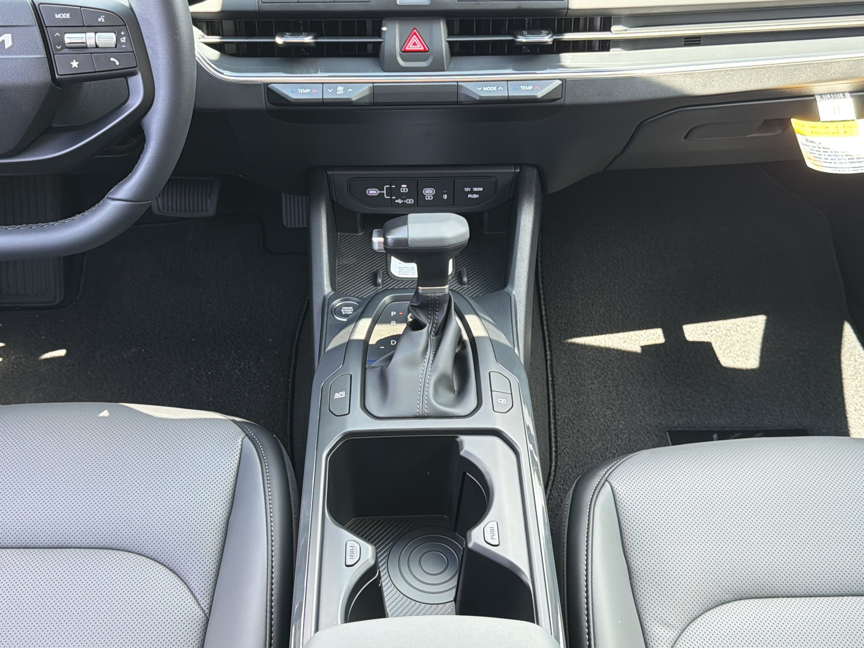 New 2026 Snow White Pearl Kia EX image 8