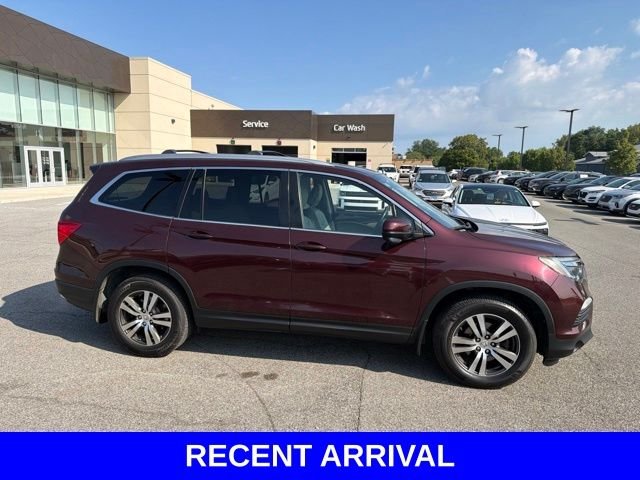 Used 2017 Red Honda EX-L image 28