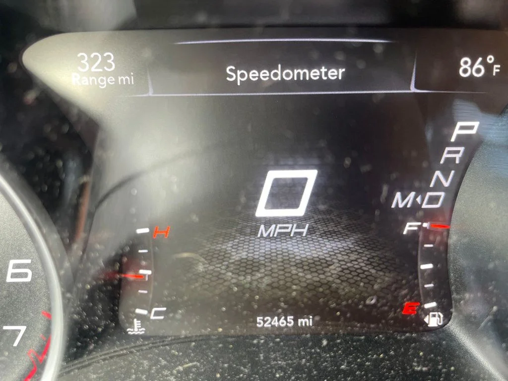 Used 2018 Red Dodge SXT image 6