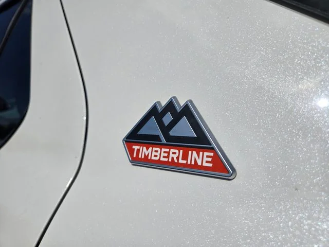 Used 2022 White Metallic Ford Timberline image 39