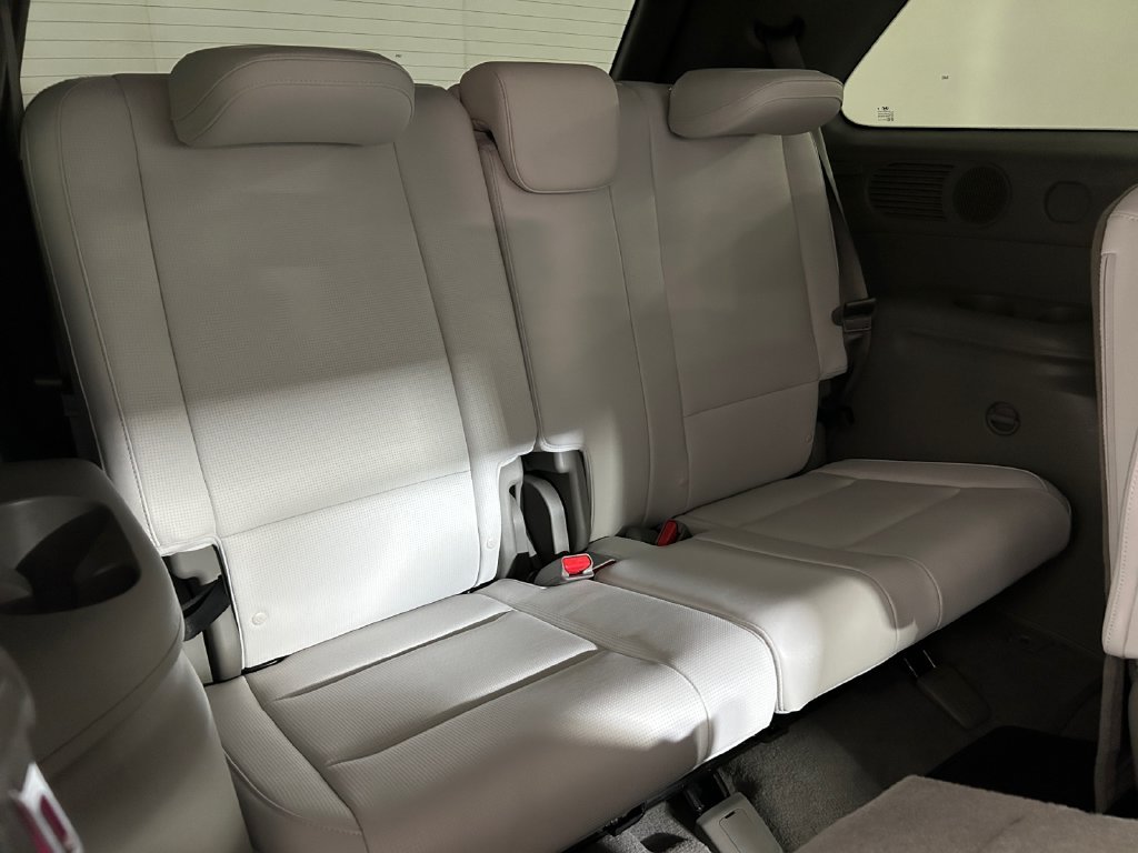 Used 2026 Silver Hyundai SEL Convenience image 17
