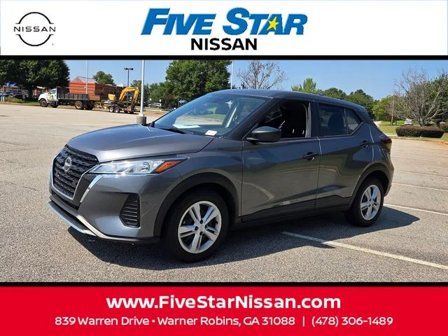 Used 2025 Gray Nissan S image 3