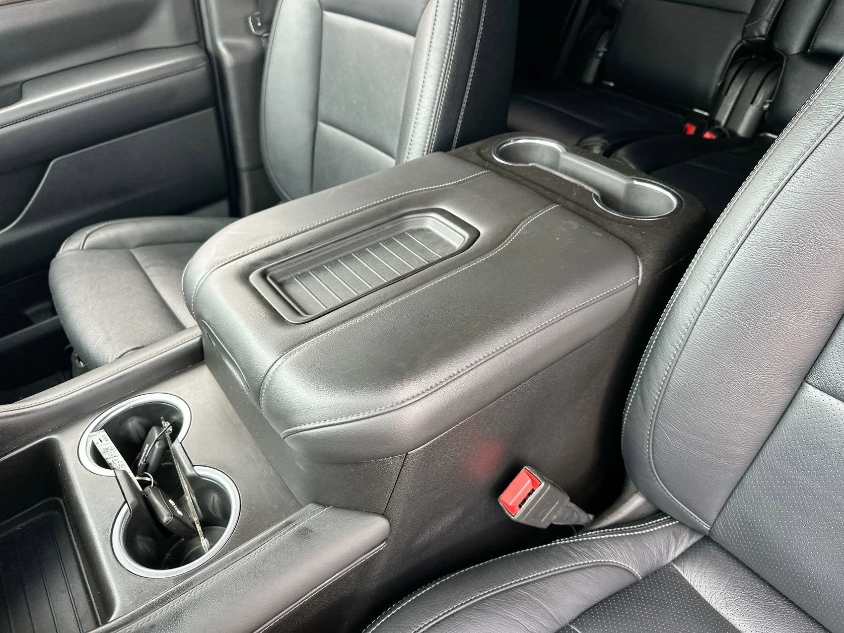 Used 2021 Summit White GMC SLE image 21