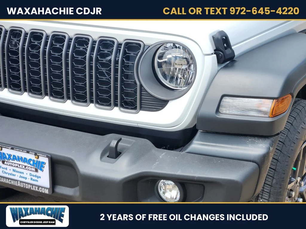 New 2026 Bright White Clear-Coat Exterior Paint Jeep Sport image 6