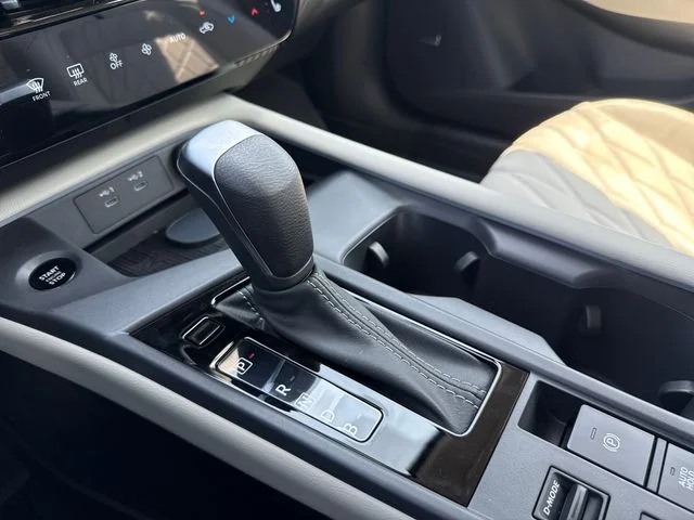 New 2027 Atlantic Gray Metallic Nissan SL image 24
