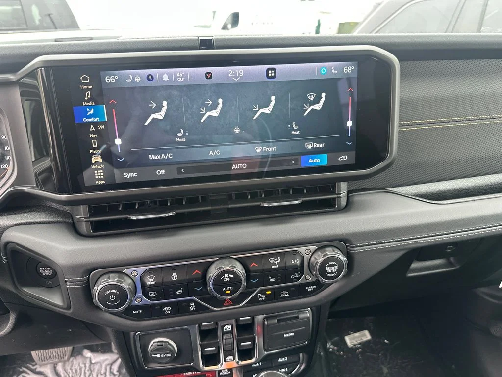 2025 Jeep Wrangler 4-Door Rubicon 392 Final Edition - Photo 16