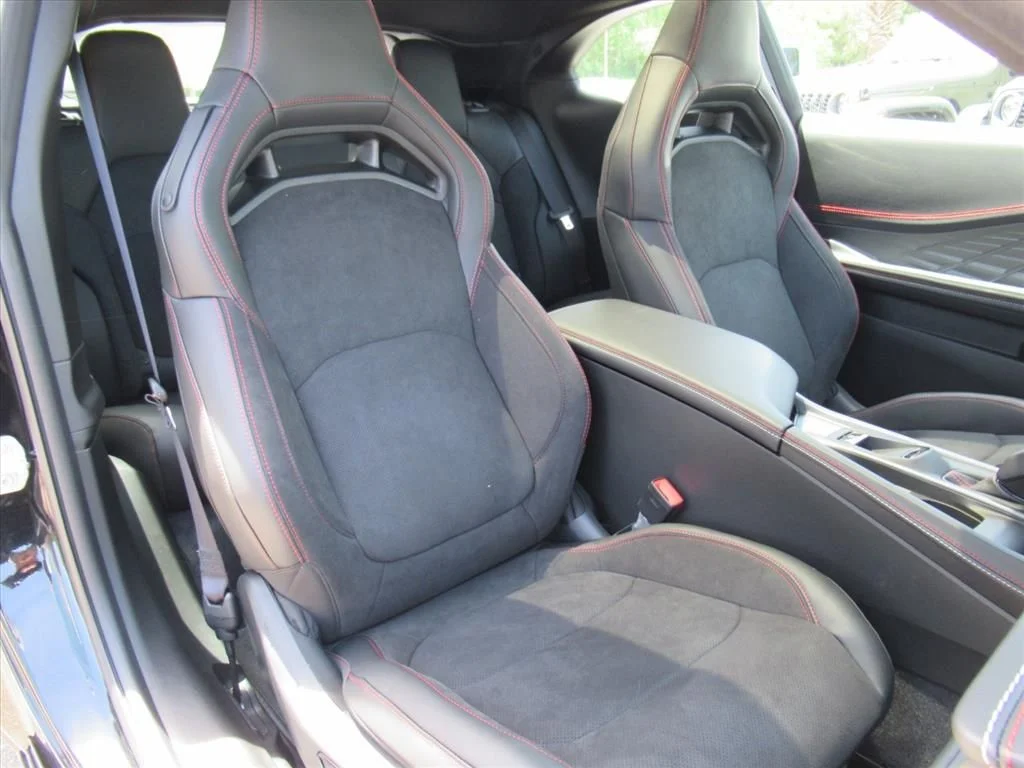 New 2026 Diamond Black Crystal Pearlcoat Dodge R/T Plus image 9