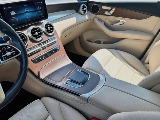 Used 2022  Mercedes-Benz GLC 300 image 22