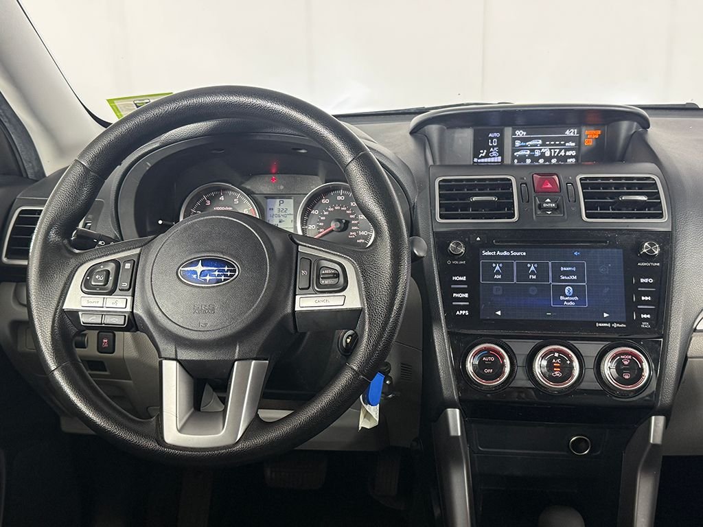 Used 2018 Green Subaru 2.5i Premium image 31