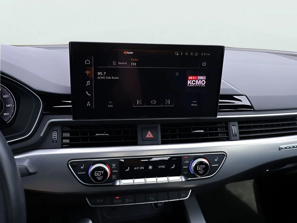 Used 2025  Audi 45 S line Premium image 23