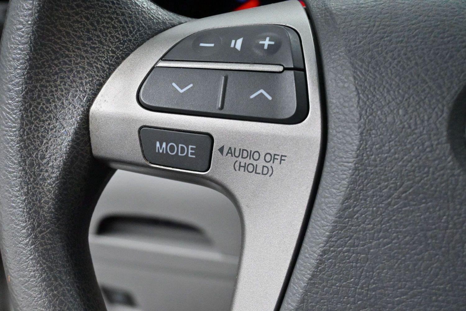 Used 2010 Classic Silver Metallic Toyota LE image 17