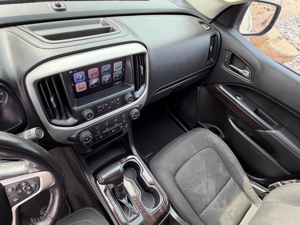 Used 2017 White GMC SLE1 image 25