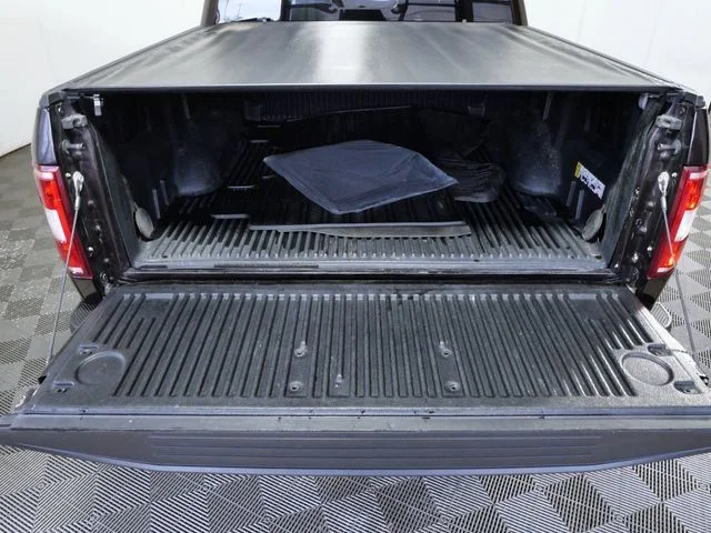 Used 2019 Red Ford XLT image 12