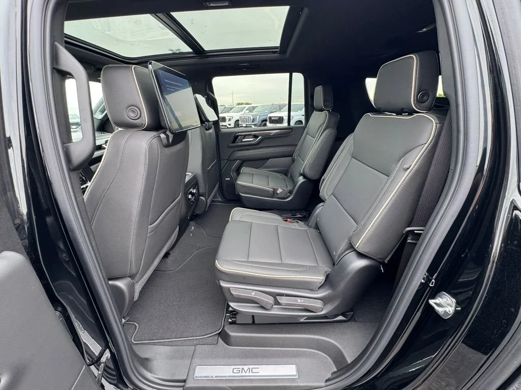 New 2026 Onyx Black GMC Elevation image 24