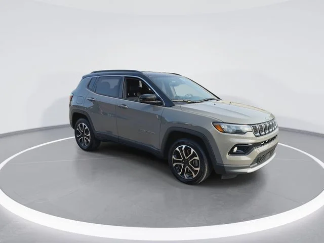 Used 2024 Gray Jeep Limited image 2