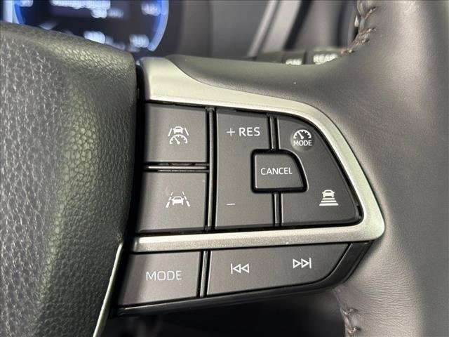 Certified Used 2026 WIND CHILL PEARL Toyota  image 27
