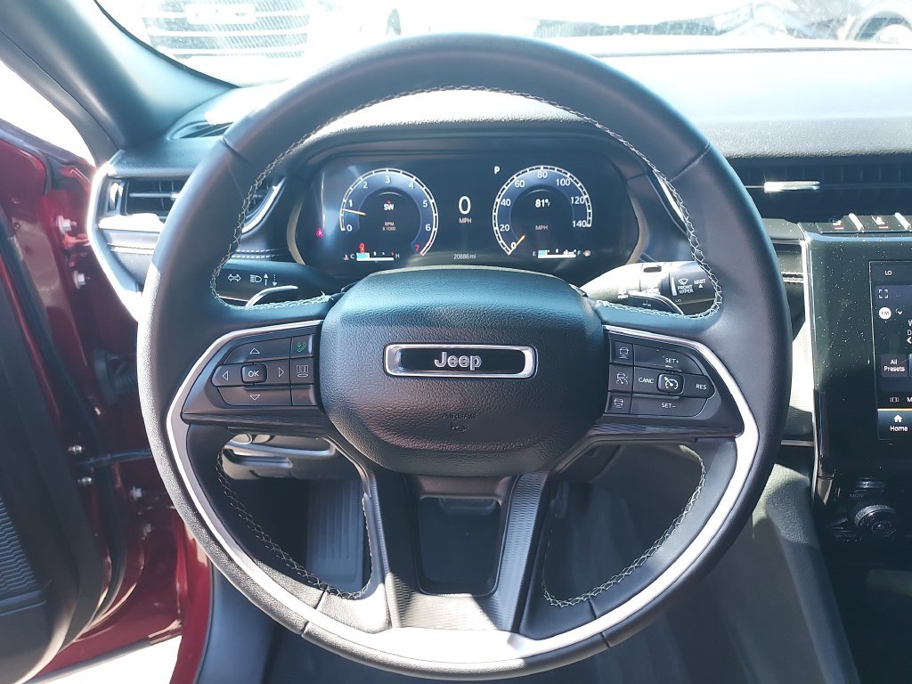 Used 2024 Red Jeep Laredo image 15