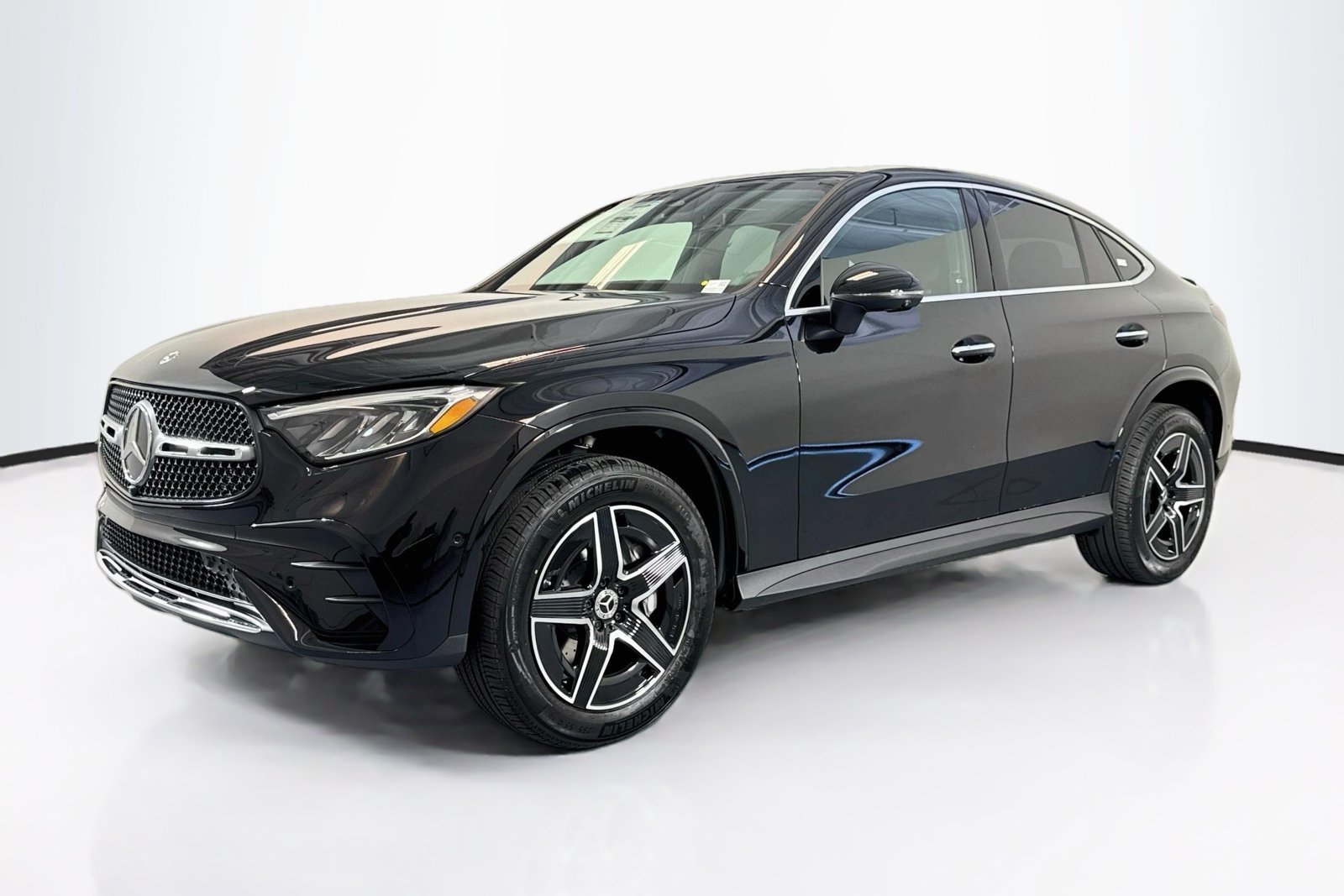 New 2027 Black Mercedes-Benz GLC 300 image 1