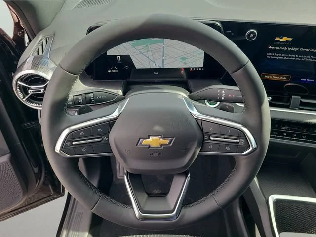 New 2027 Mosaic Black Metallic Chevrolet LT image 25