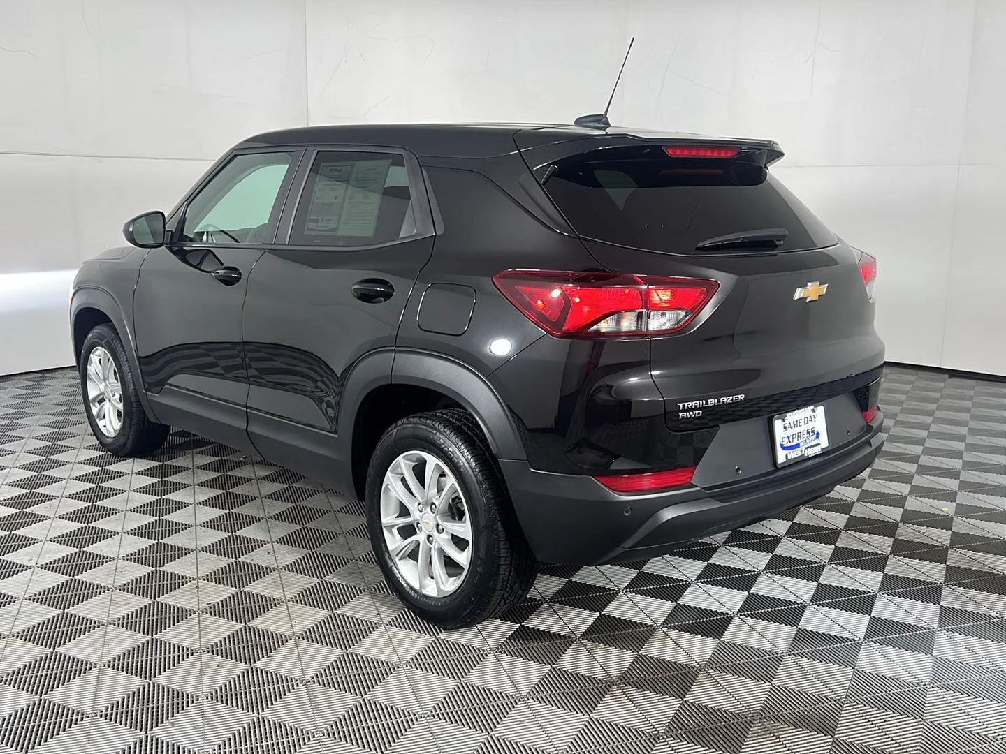 Used 2025 Mosaic Black Metallic Chevrolet LS image 8