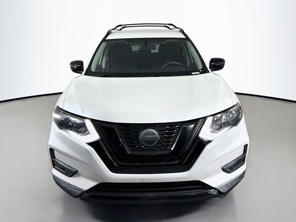 Used 2018 Pearl White Nissan SV image 6