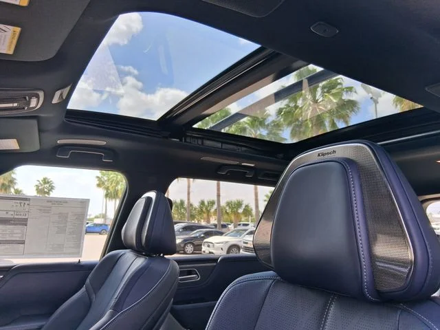 New 2026 2T RADIANT WHIT INFINITI Sport 4WD image 29