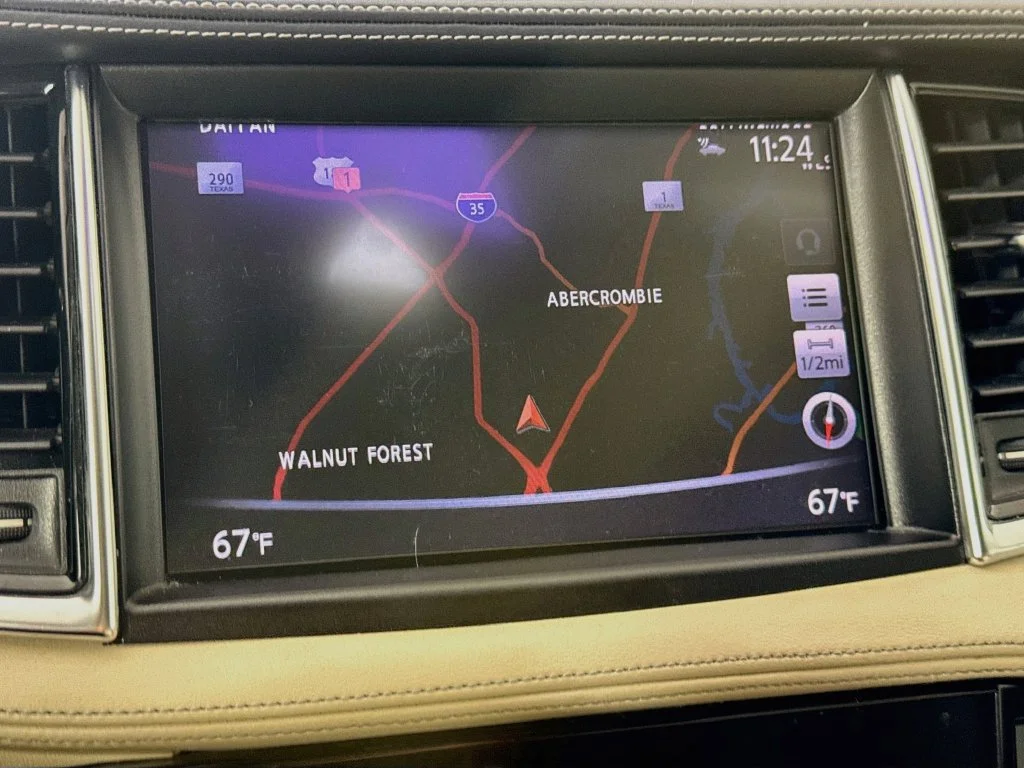 Used 2019 Black INFINITI ESSENTIAL image 16