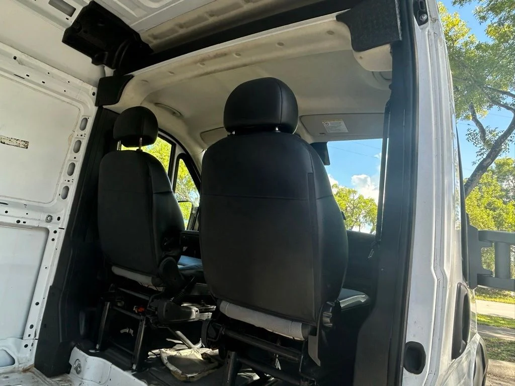 Used 2023 White Ram High Roof image 31