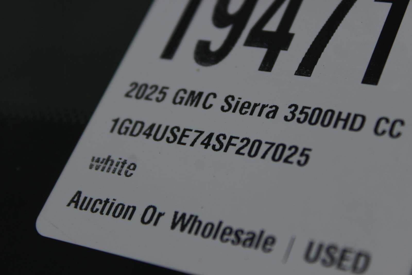Used 2025 Summit White GMC Pro image 38
