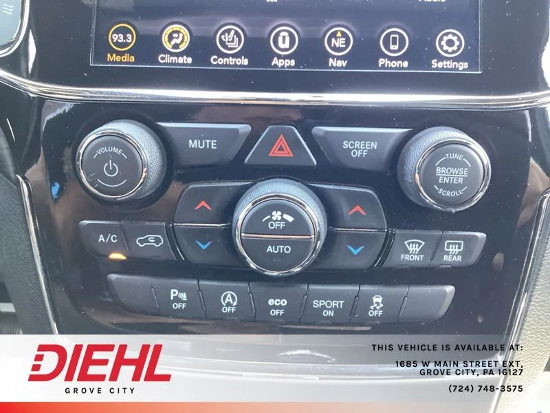 Used 2021 Gray Jeep Laredo X image 34