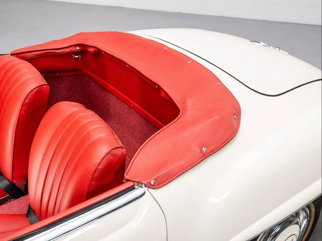 Used 1956 White Mercedes-Benz  image 27