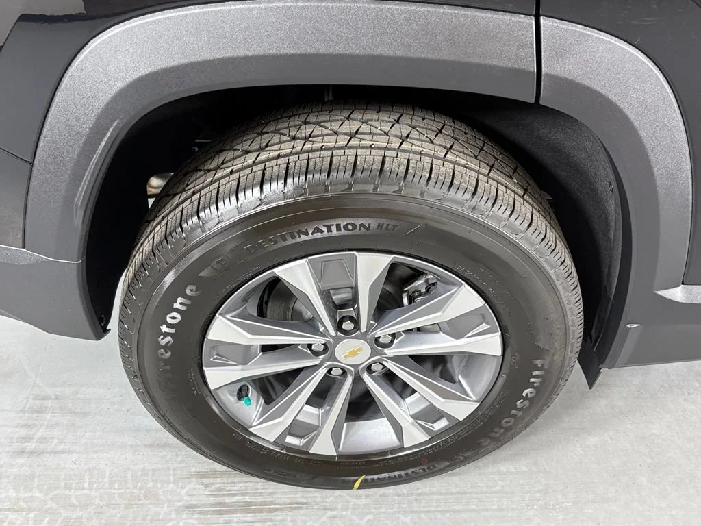 New 2026 Mosaic Black Metallic Chevrolet LT image 12