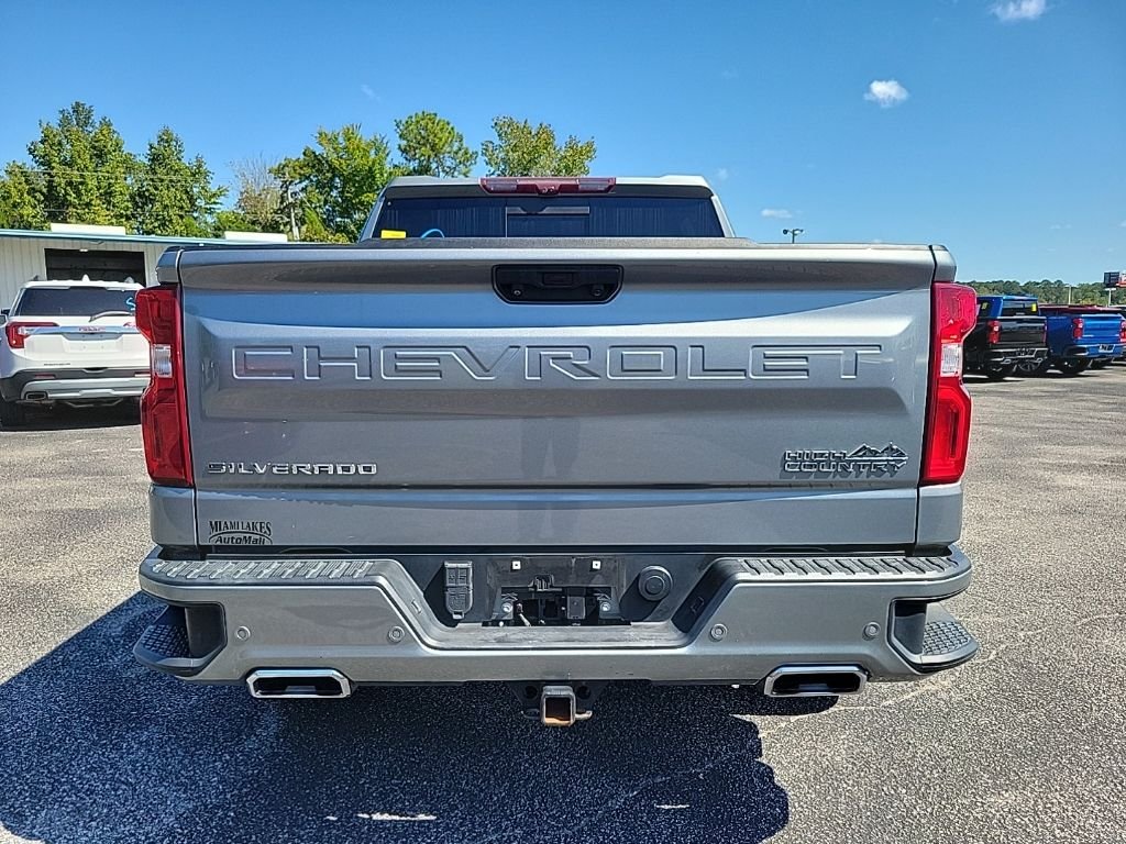 Used 2023 Gray Chevrolet High Country image 6