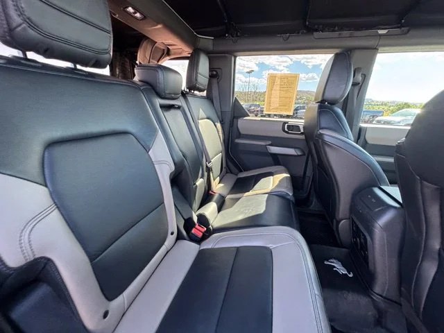Used 2023 Gray Ford Wildtrak image 25