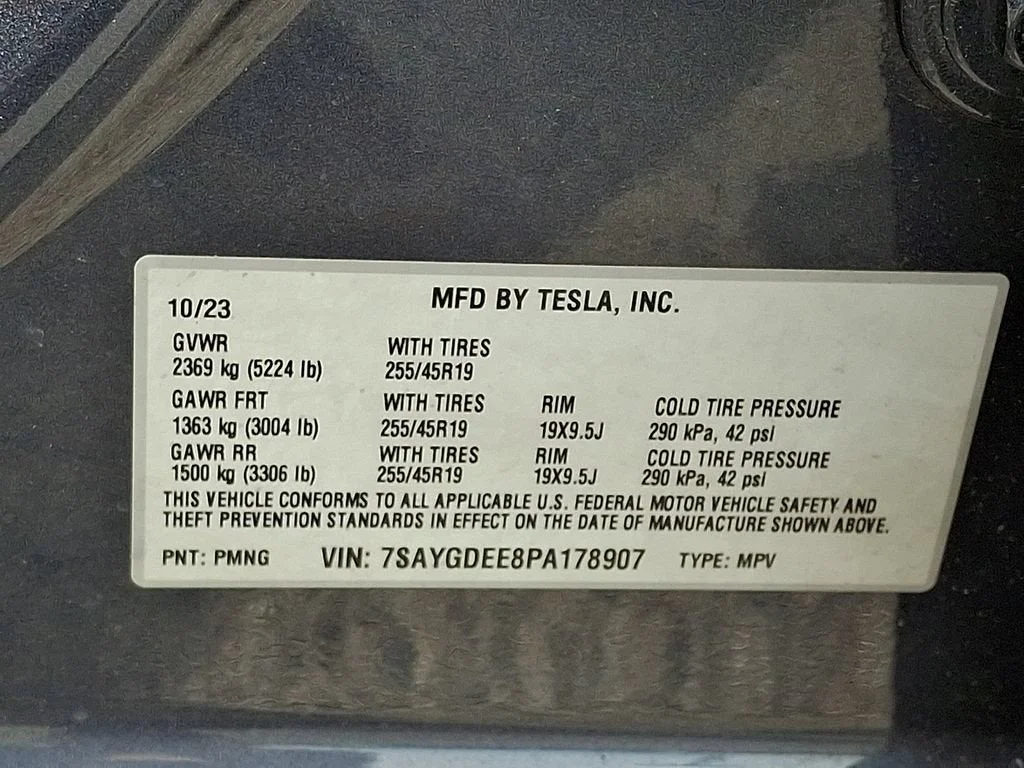 Used 2023  Tesla Long Range image 59