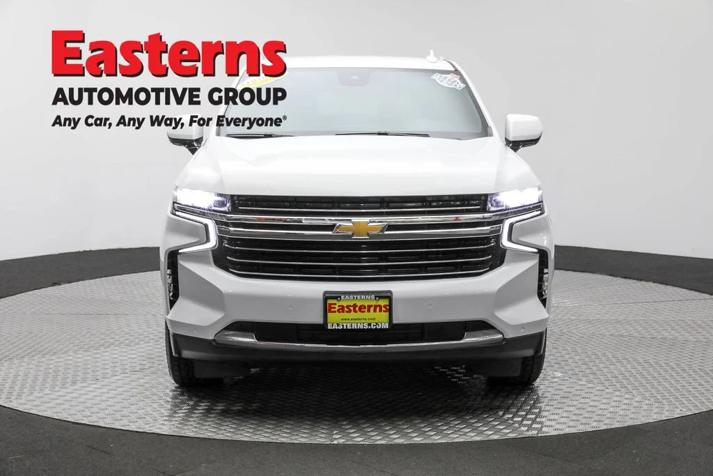 Used 2023 White Chevrolet LT image 2