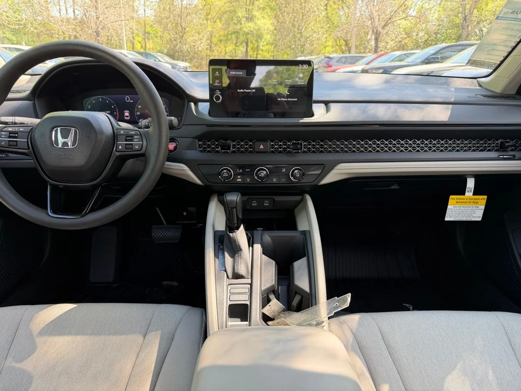 New 2026 Platinum White Pearl Honda LX image 9