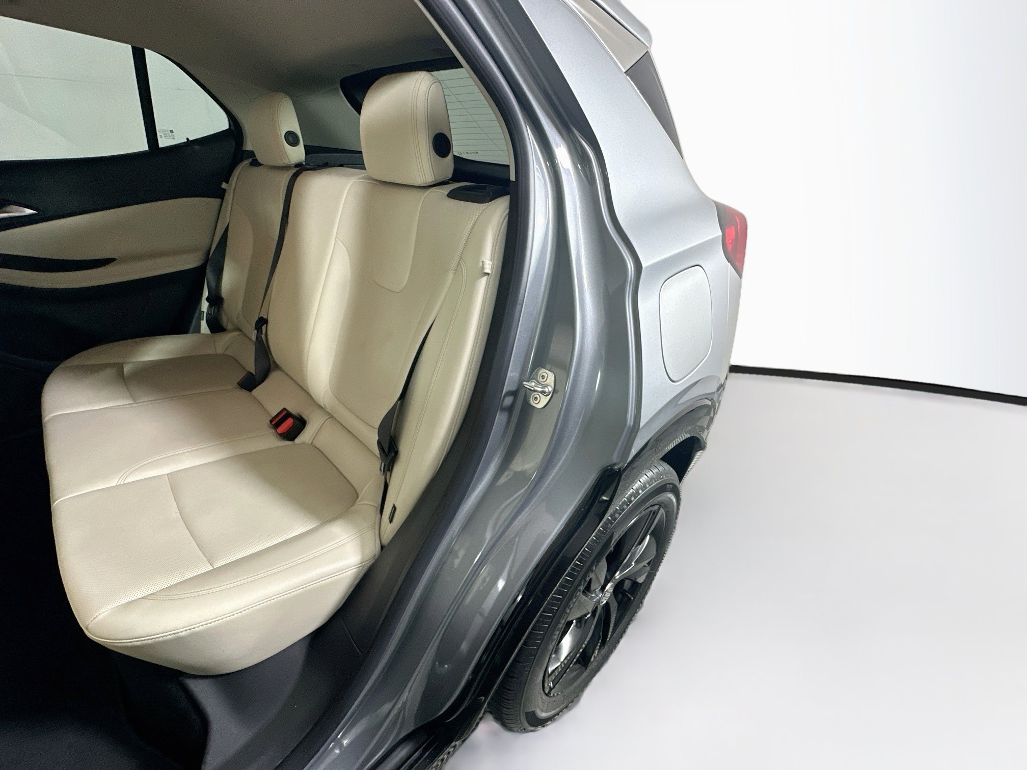 Used 2024 Moonstone Gray Metallic Buick Sport Touring image 26